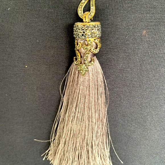 Long shiny gray silk tassel pendant with beautiful rhinestoned metal cap & chain - Picture 10 of 15